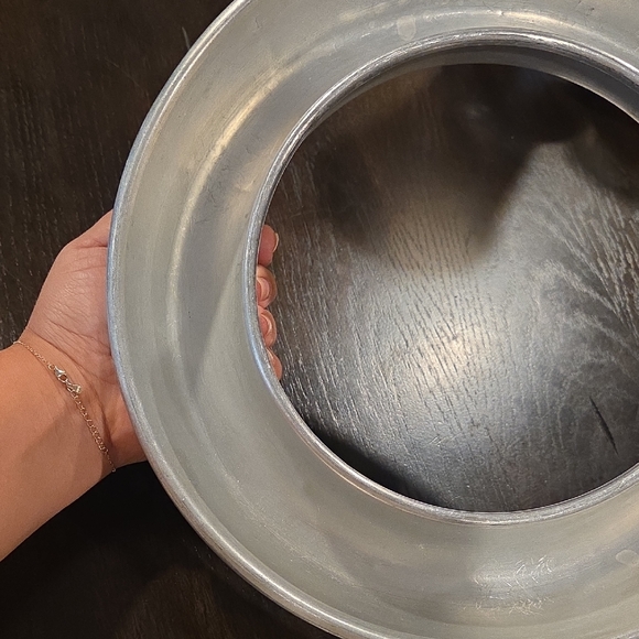 Vintage Bundt Ring Aluminum Cake Mold Made In ITALY - Picture 4 of 7